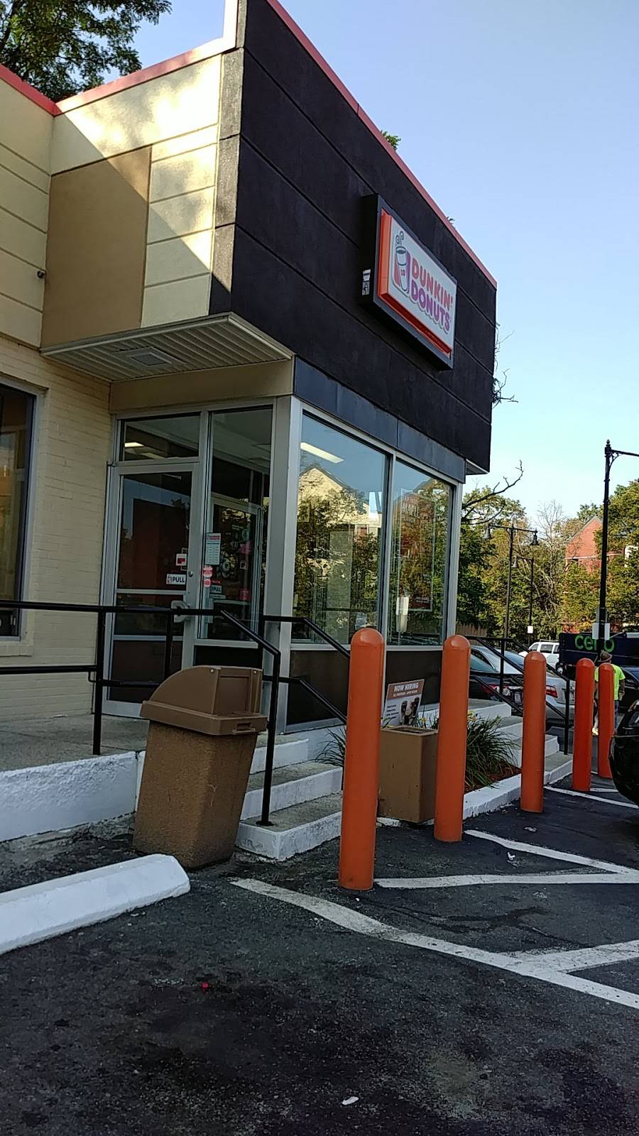 Dunkin | bakery | 7 Walk Hill St, Jamaica Plain, MA 02130, USA | 6179831902 OR +1 617-983-1902