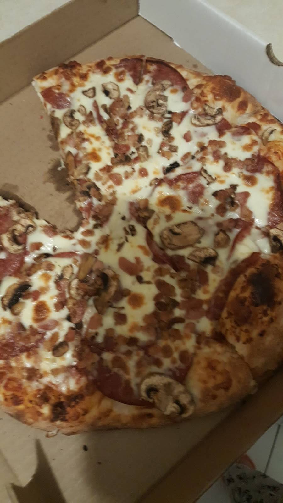 4 Stagioni Pizzeria & Brochetterie dauteuil | restaurant | 7255 Boulevard des Laurentides, Laval, QC H7H 2G1, Canada | 4506240444 OR +1 450-624-0444