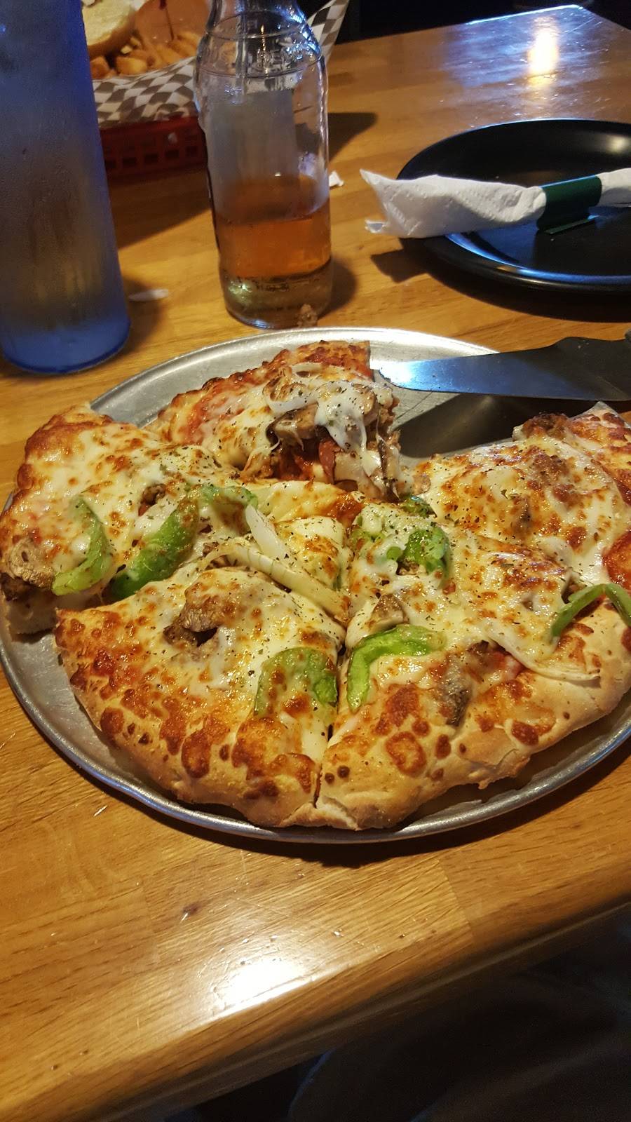 Chubby Rays | restaurant | 3910 Ruckriegel Pkwy, Jeffersontown, KY 40299, USA | 5022671188 OR +1 502-267-1188