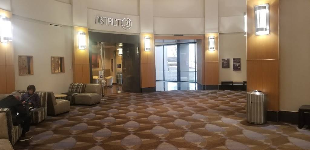 District 21 Restaurant | restaurant | 12777 N Rockwell Ave, Oklahoma City, OK 73142, USA | 4057177700 OR +1 405-717-7700