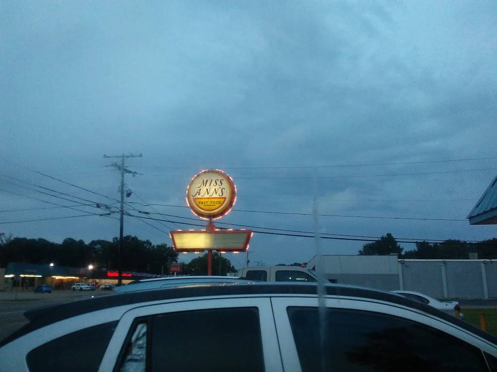 Miss Anns Fast Foods | restaurant | 401 S 1st St, Amite City, LA 70422, USA | 9857484325 OR +1 985-748-4325