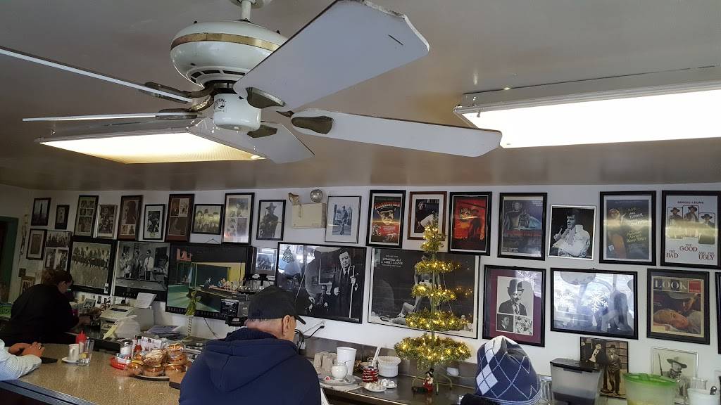 Roccos Steaks | restaurant | 507 John Tipton Blvd, Pennsauken Township, NJ 08110, USA | 8563170680 OR +1 856-317-0680