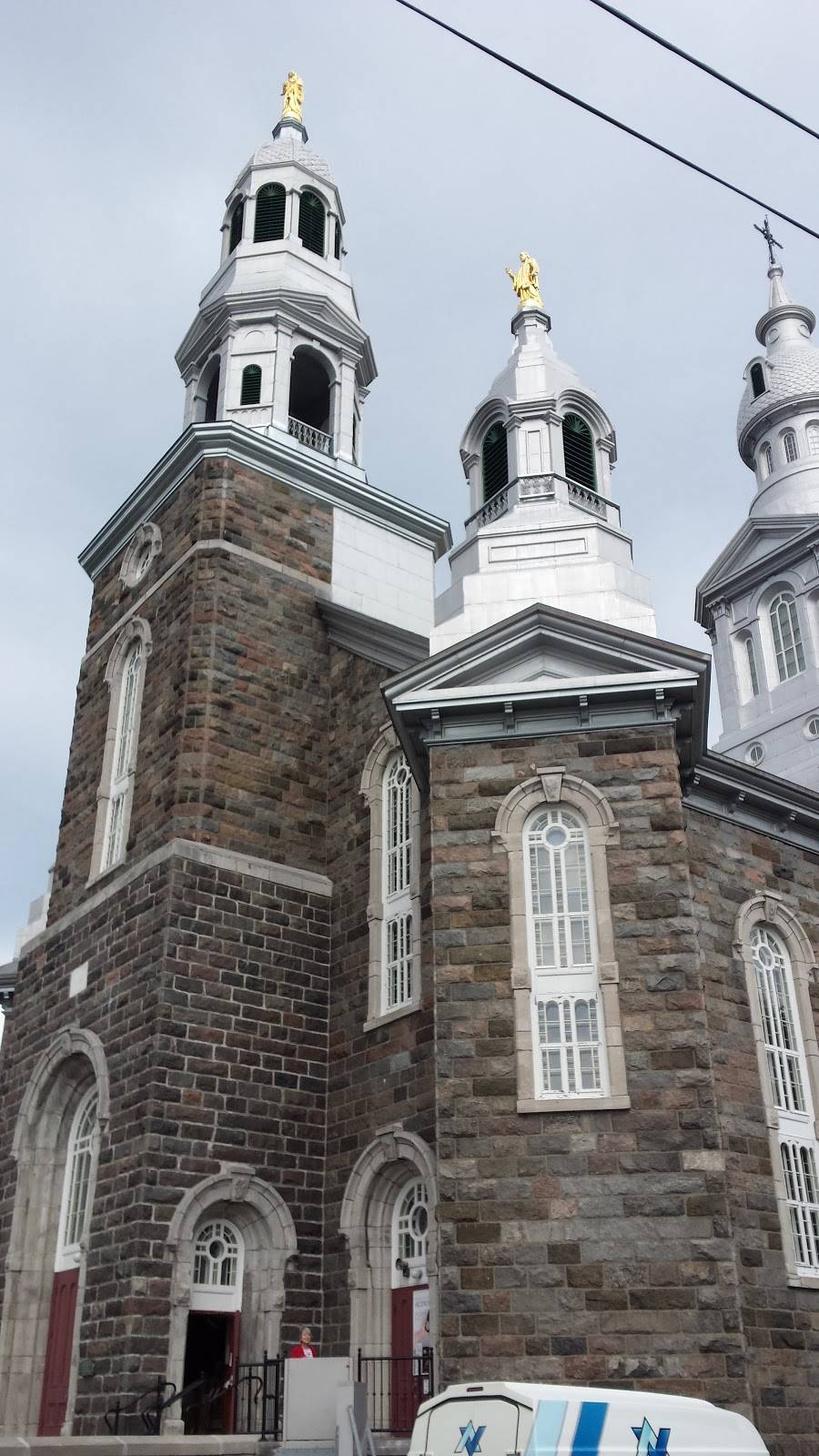 Vulcano | restaurant | 907 Boulevard Industriel, Terrebonne, QC J6Y 1V7, Canada | 4506210444 OR +1 450-621-0444