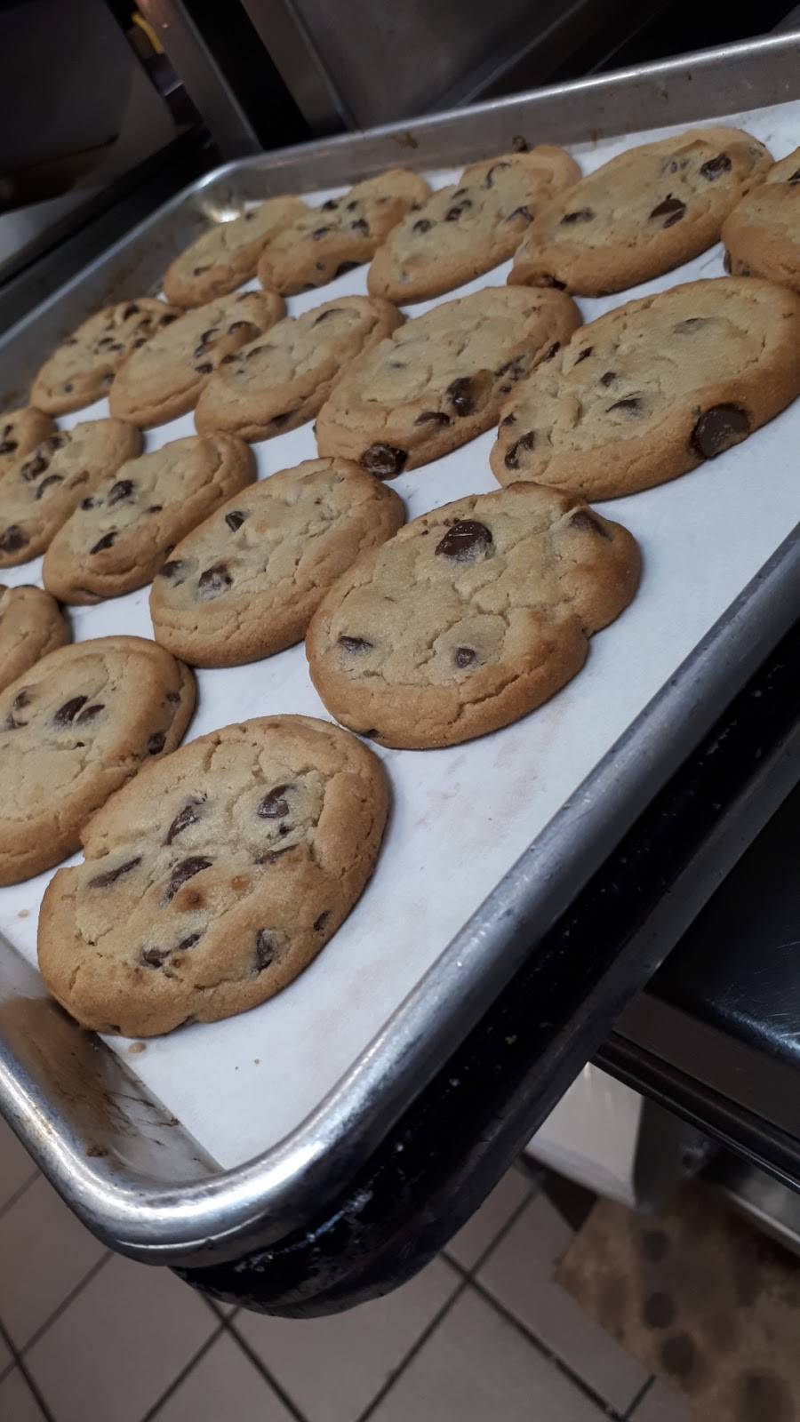 McDonalds | cafe | 120 Thames St N, Ingersoll, ON N5C 4B1, Canada | 5194850850 OR +1 519-485-0850