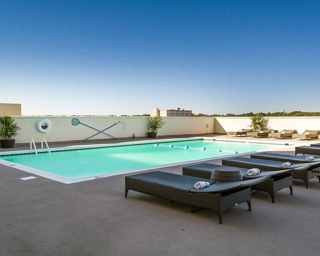 Comfort Suites Beachfront | restaurant | 2321 Atlantic Ave, Virginia Beach, VA 23451, USA | 7574912400 OR +1 757-491-2400