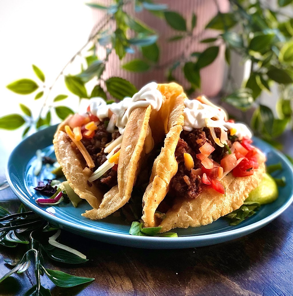 La Cumbanchita | restaurant | 24 Irving Ave, Brooklyn, NY 11237, USA | 3477898933 OR +1 347-789-8933