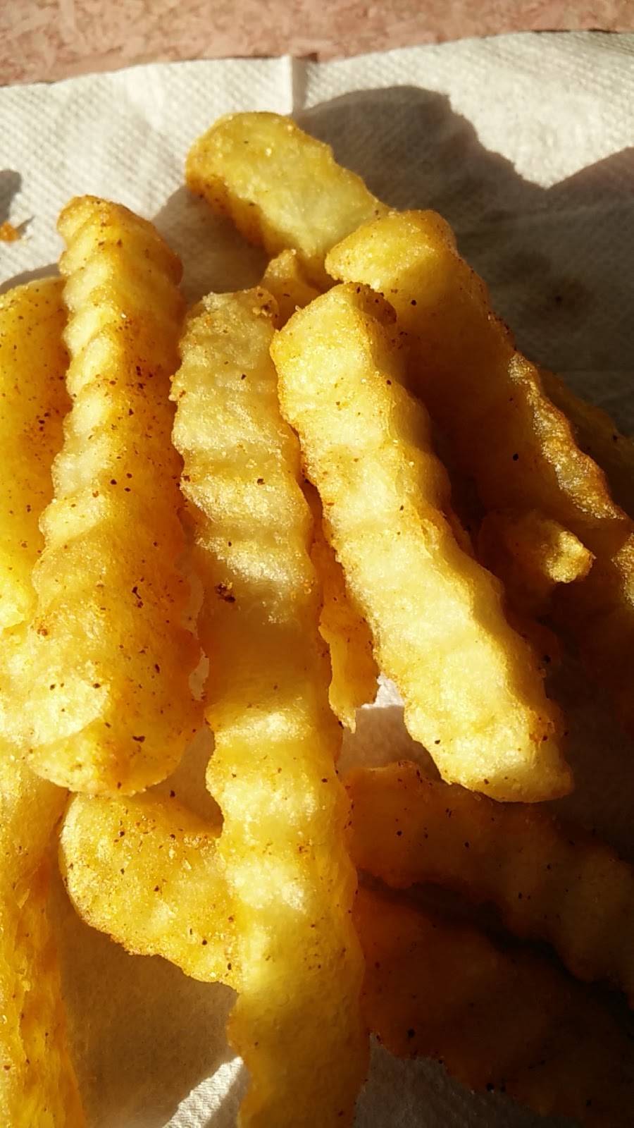 Root Beer King | restaurant | 2207 Niles St, Bakersfield, CA 93306, USA | 6616380112 OR +1 661-638-0112