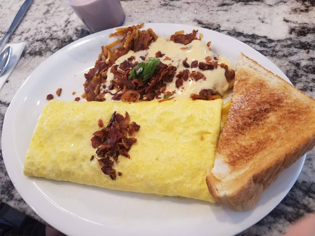 City Line Diner | restaurant | 1420 Main St, Worcester, MA 01603, USA | 7744202992 OR +1 774-420-2992