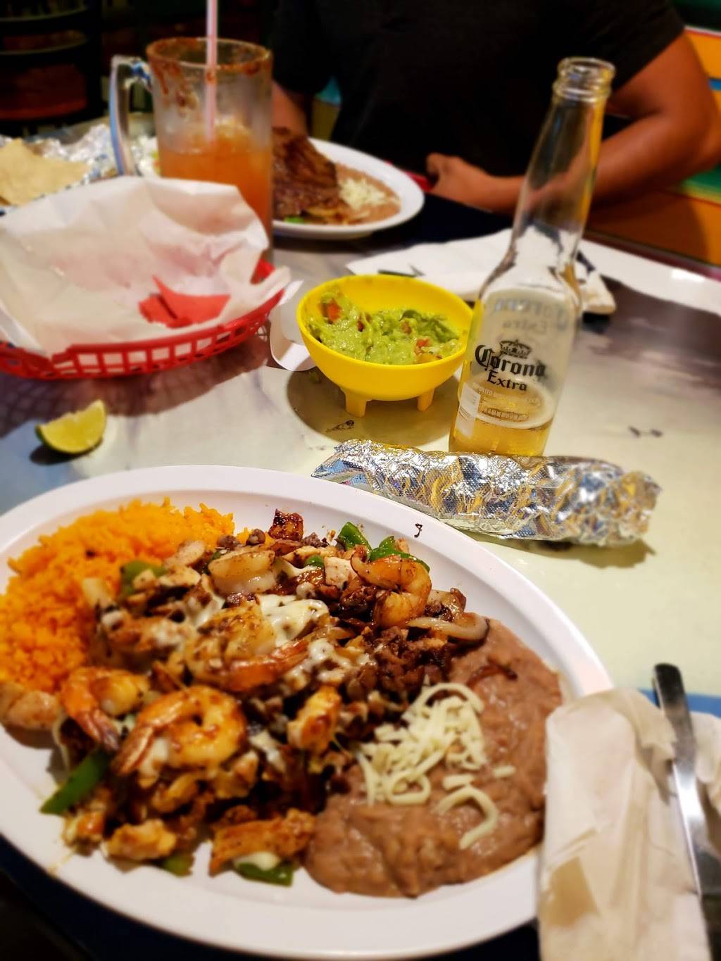 La Valentina Mexican Restaurant | restaurant | 5781 Lee Blvd #305, Lehigh Acres, FL 33971, USA | 2393366800 OR +1 239-336-6800