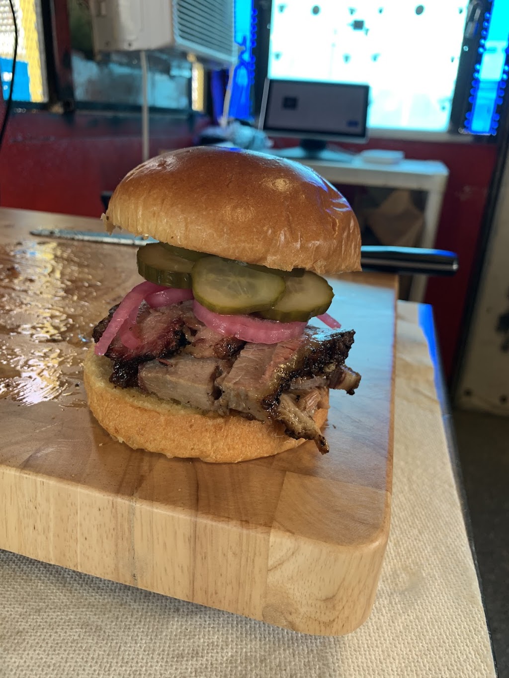 Smoky Buns | restaurant | 19903 FM 685, Pflugerville, TX 78660, USA | 5127848224 OR +1 512-784-8224