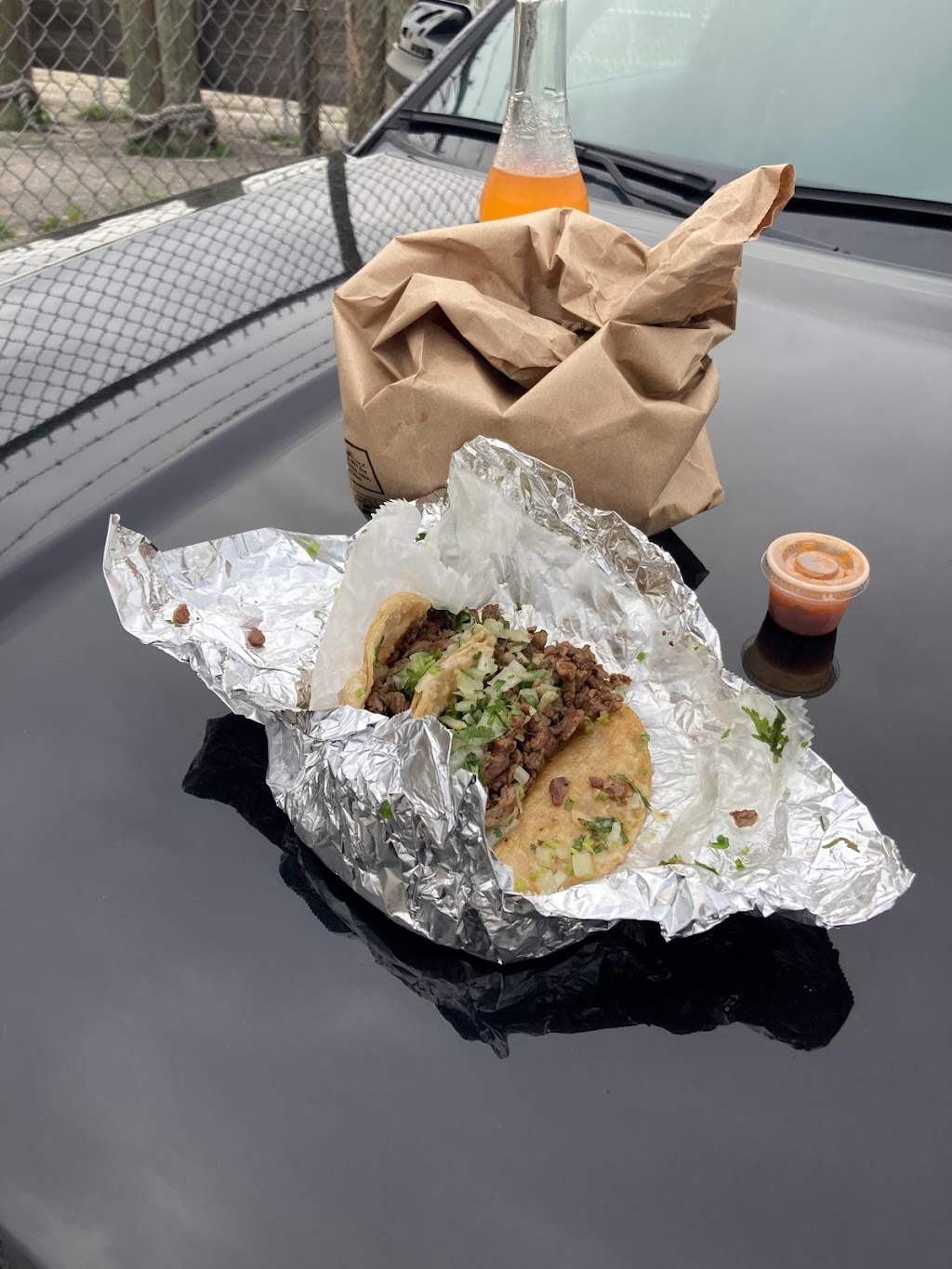 Tacos Puebla-Northlake | restaurant | 22 W Lake St, Northlake, IL 60164, USA | 7082238491 OR +1 708-223-8491