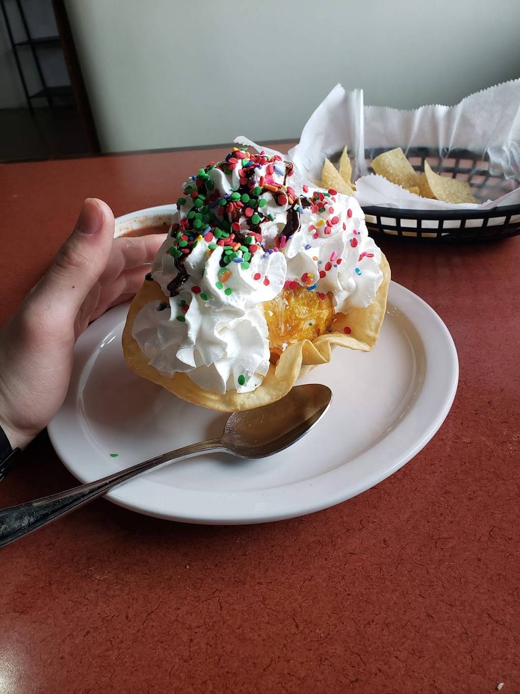 The Copper Coyote | restaurant | 630 E Young Ave, Warrensburg, MO 64093, USA | 6604294474 OR +1 660-429-4474