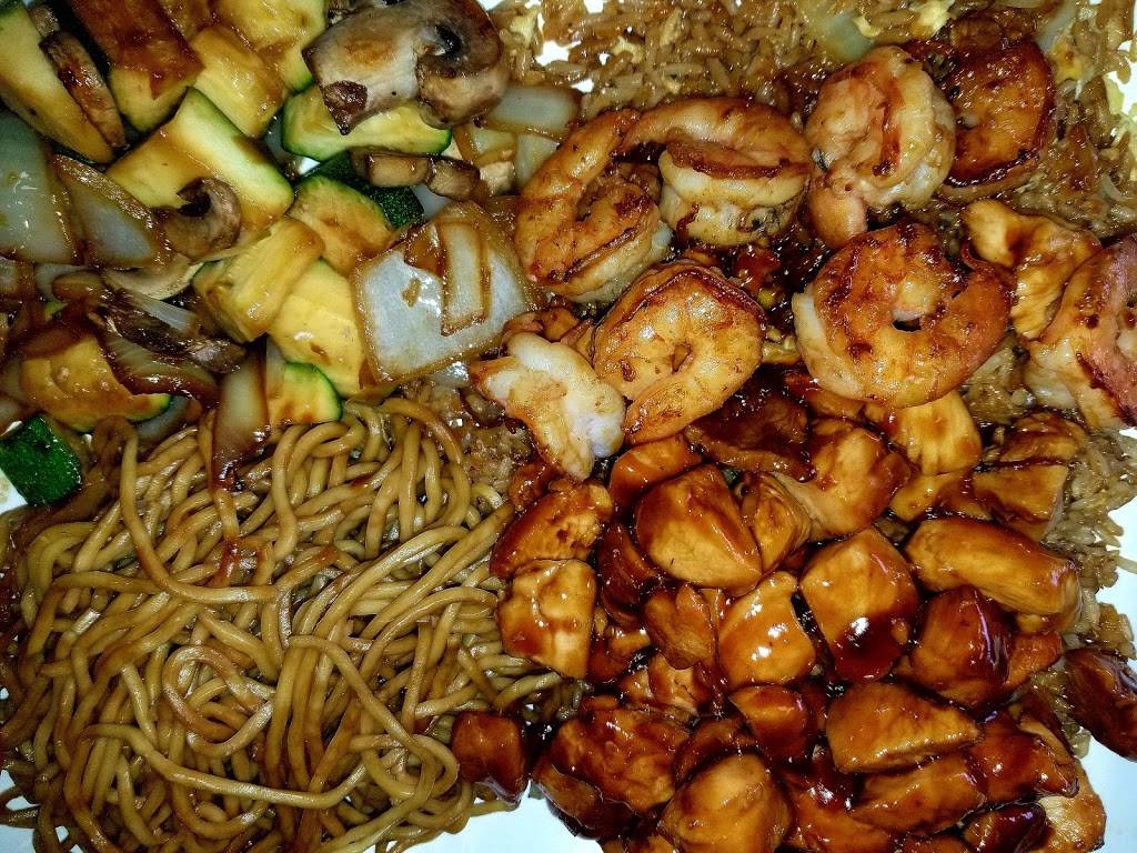 Sakura Japanese Cuisine | restaurant | 202 Broad St, Elyria, OH 44035, USA | 4407313360 OR +1 440-731-3360