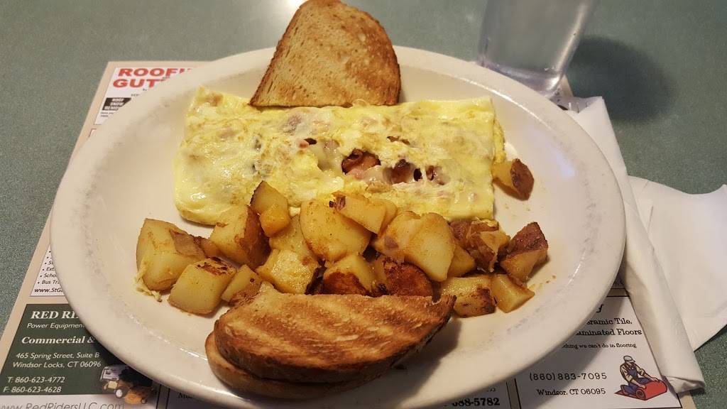 Doms Broad St Eatery | restaurant | 330 Broad St, Windsor, CT 06095, USA | 8602989758 OR +1 860-298-9758