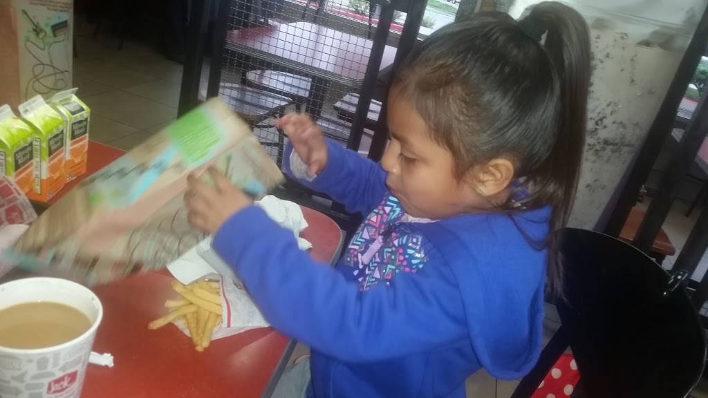 Jack in the Box | restaurant | 3138 E Plaza Blvd, National City, CA 91950, USA | 6194701008 OR +1 619-470-1008