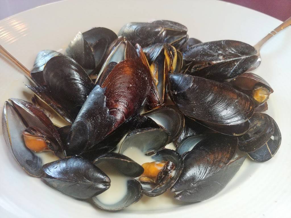 Le Deauville | restaurant | 199 N Limestone, Lexington, KY 40507, USA | 8592460999 OR +1 859-246-0999