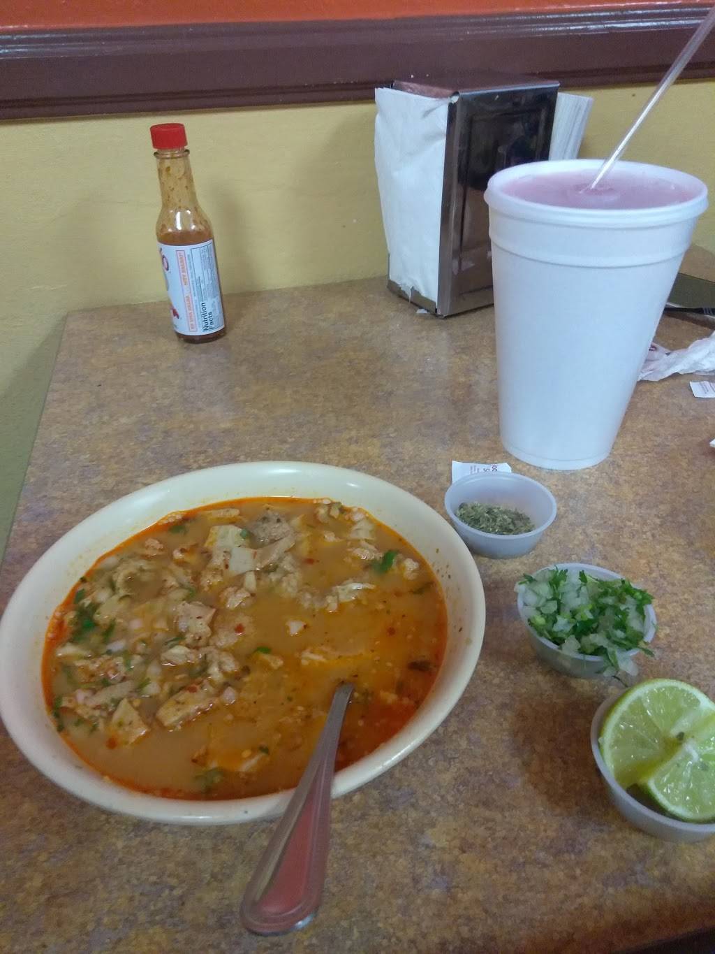 Tacos Los Compadres | restaurant | 5598 Mission Boulevard, Riverside, CA 92509, USA | 9517796224 OR +1 951-779-6224