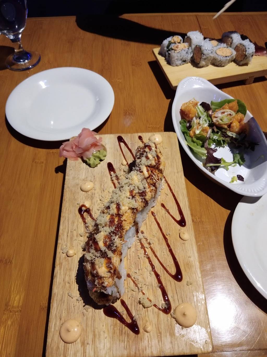 Bluefin | restaurant | 4276 W Sunset Ave # B, Springdale, AR 72762, USA | 4797172877 OR +1 479-717-2877