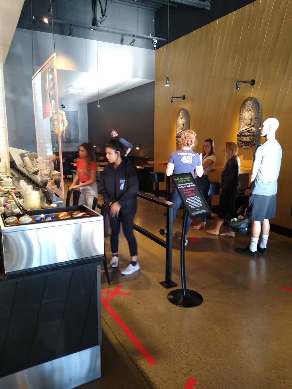 Pizzeria Limone | restaurant | 1380 E Fort Union Blvd, Cottonwood Heights, UT 84121, USA | 8017339305 OR +1 801-733-9305