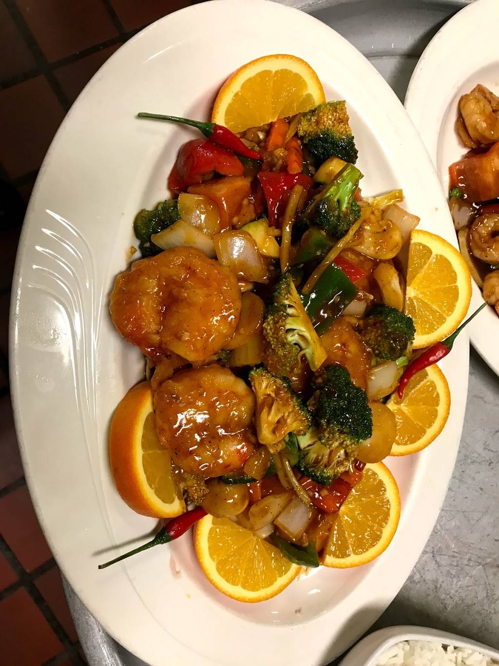 Peking Chinese and American Restaurant | restaurant | 221 Scott St, Wausau, WI 54403, USA | 7158428080 OR +1 715-842-8080