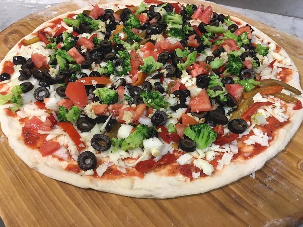 Franks Pizza | meal takeaway | 284 N Main St, Ansonia, CT 06401, USA | 2037322966 OR +1 203-732-2966