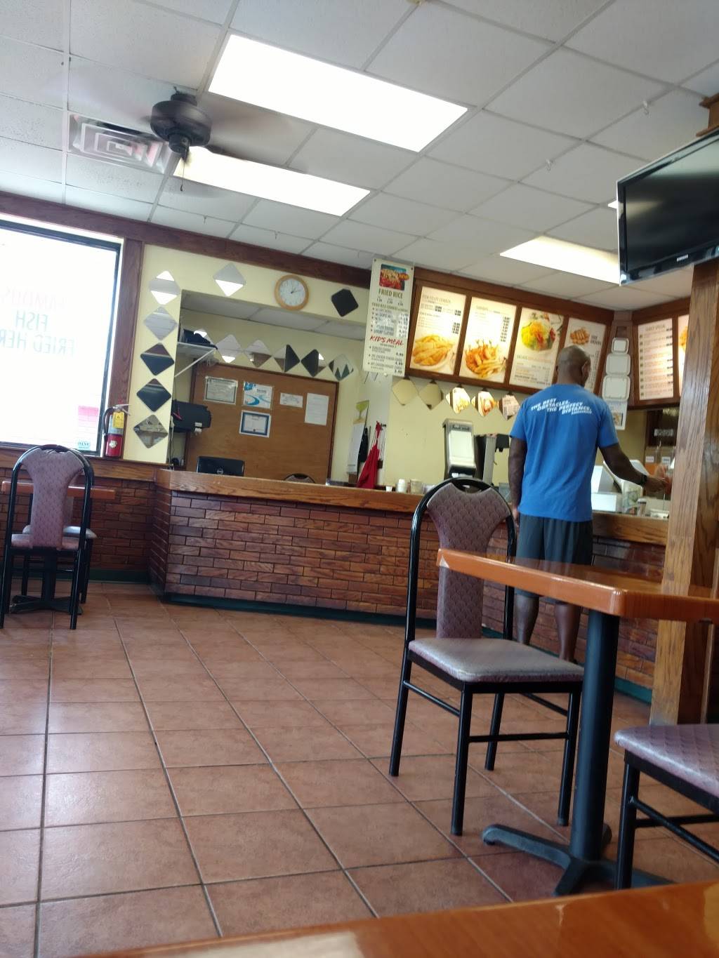 American Wings & Deli | restaurant | 1996 Watson Blvd, Warner Robins, GA 31093, USA | 4789299771 OR +1 478-929-9771