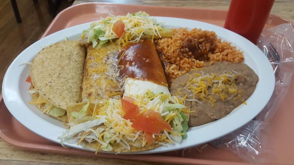 Berts Chuck Wagon | restaurant | 101 E Main St, Collinsville, IL 62234, USA | 6183447993 OR +1 618-344-7993