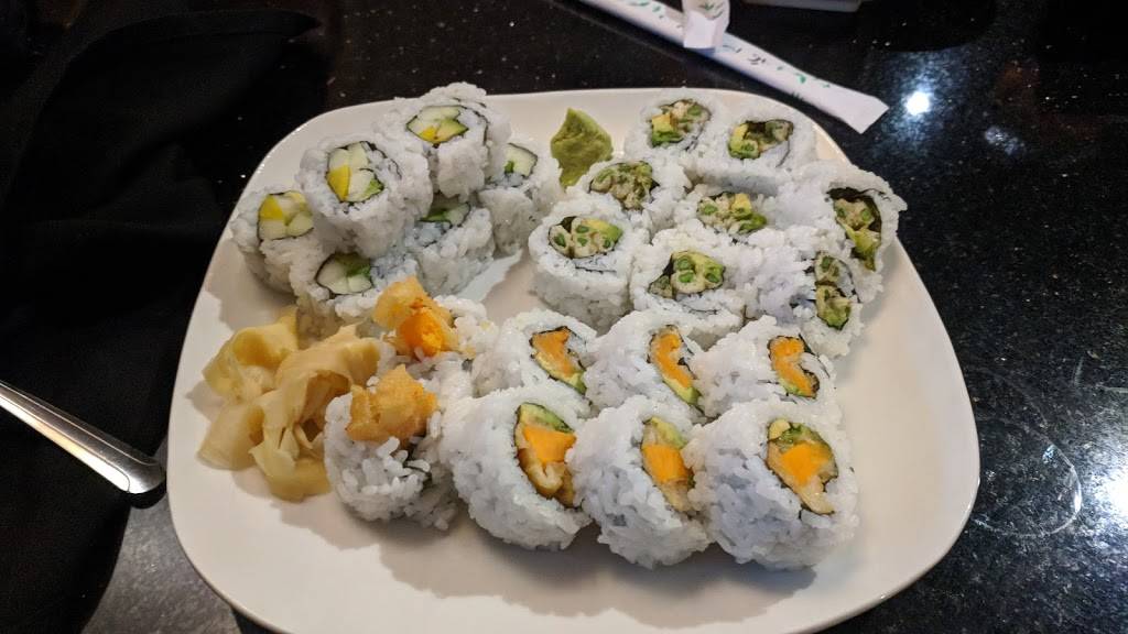 Kiku Japanese Steak and Seafood House | restaurant | 3050 Lindbergh Blvd, Springfield, IL 62704, USA | 2176985458 OR +1 217-698-5458