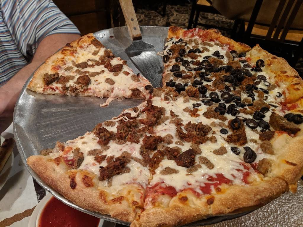 Village Eatery | restaurant | 429 Davison Rd, Lockport, NY 14094, USA | 7164330688 OR +1 716-433-0688