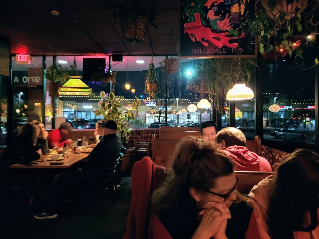 McMenamins Mall 205 | restaurant | 9710 SE Washington St, Portland, OR 97216, USA | 5032545411 OR +1 503-254-5411