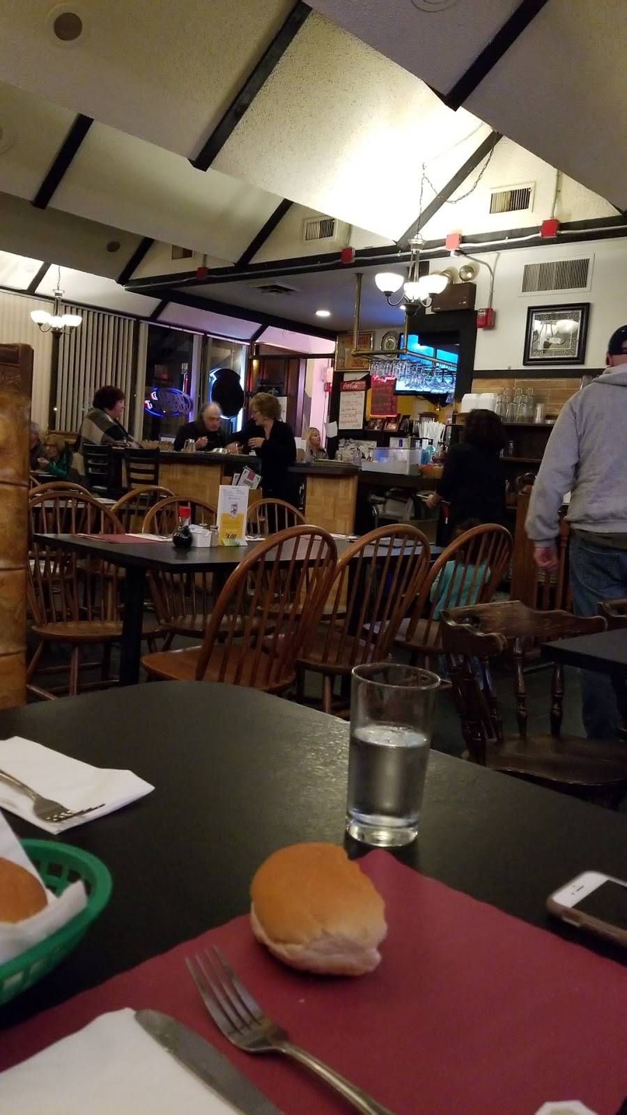 Jade Dragon Restaurant | restaurant | 1982 Warwick Ave, Warwick, RI 02889, USA | 4017329595 OR +1 401-732-9595