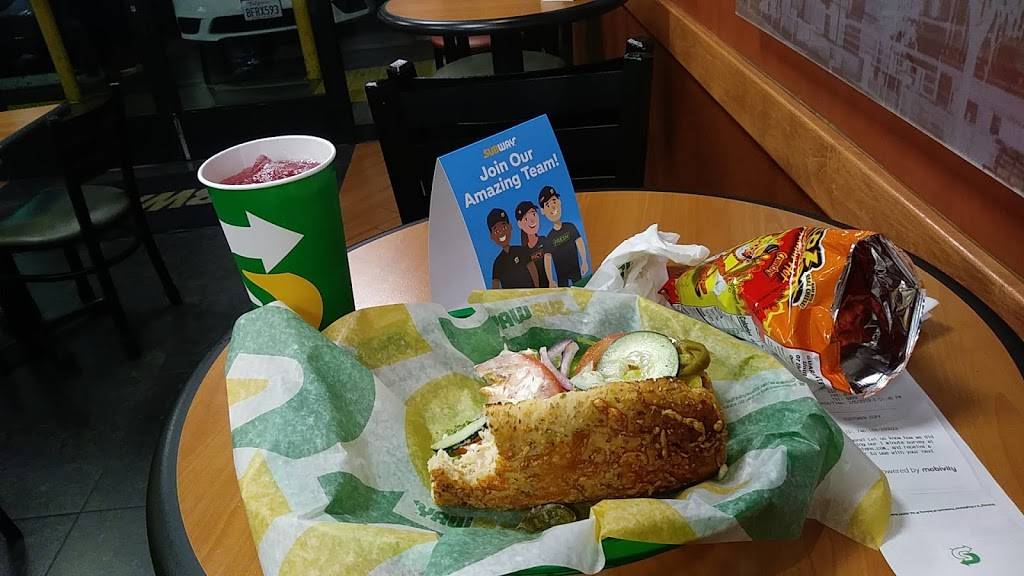 Subway Restaurants | restaurant | 6238 Wilshire Blvd, Los Angeles, CA 90048, USA | 3239392792 OR +1 323-939-2792