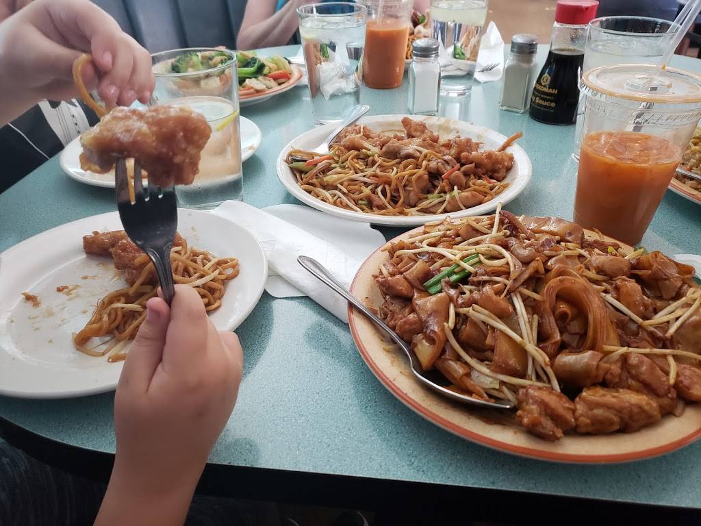 Lucky Wok Chinese Restaurant | restaurant | 1853 Watt Ave, Sacramento, CA 95825, USA | 9164887474 OR +1 916-488-7474