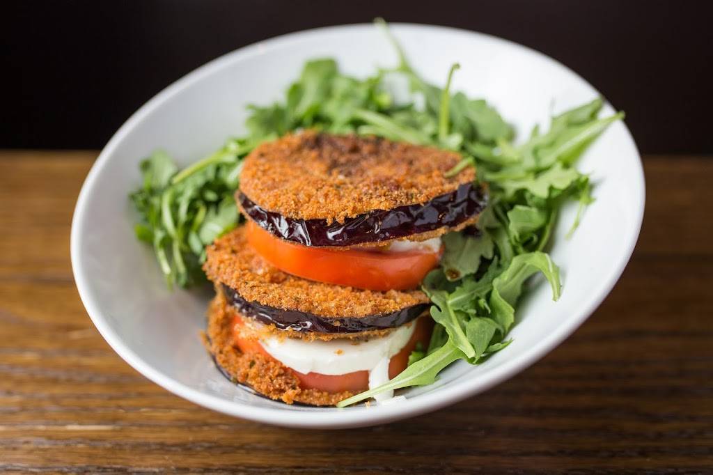 Flagship Tavern & Grill | restaurant | 1622 W Belmont Ave, Chicago, IL 60657, USA | 7732813805 OR +1 773-281-3805