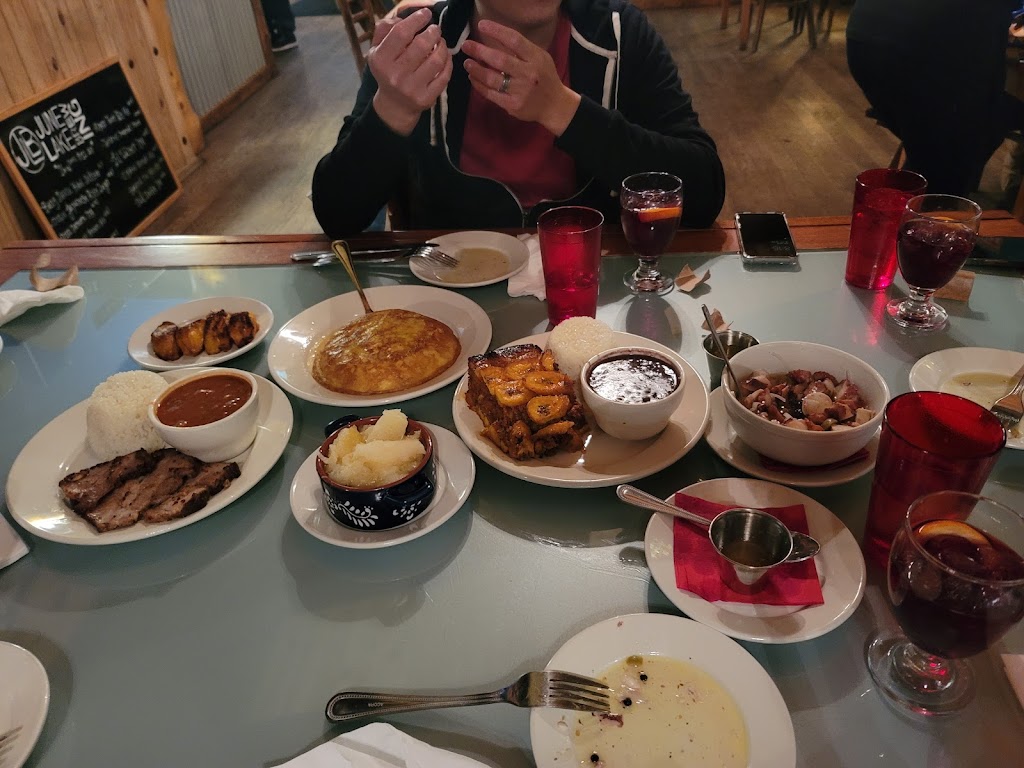 Dos Alas CubaRican Café & Lounge | restaurant | 101 Sherwin Creek Rd Building A, Mammoth Lakes, CA 93546, USA | 7609650345 OR +1 760-965-0345