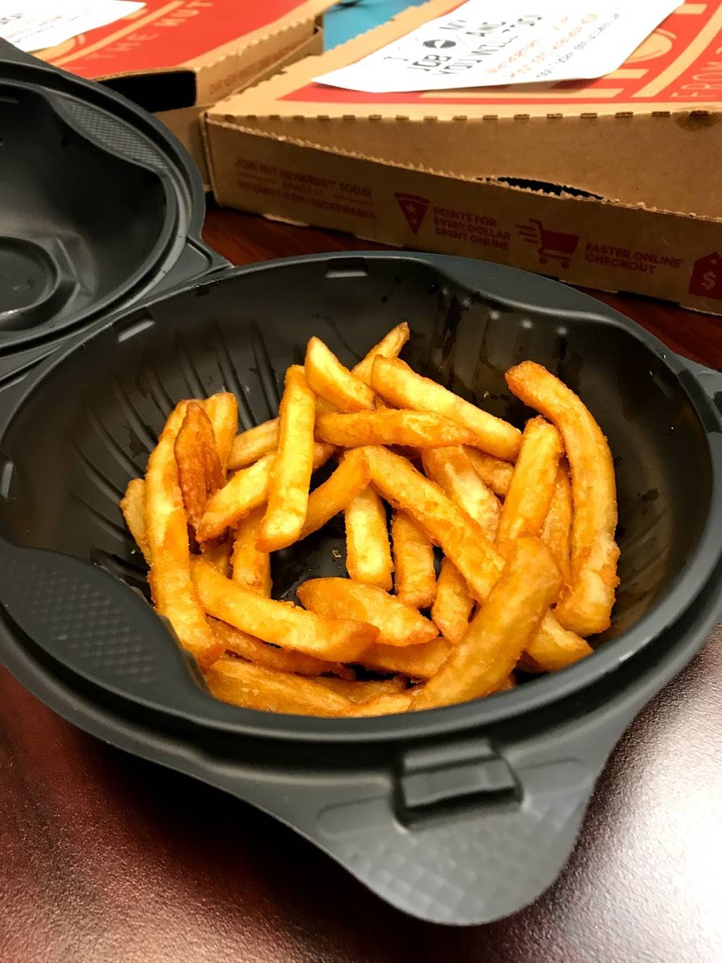 Pizza Hut | meal takeaway | 1302 Monticello Ave, Norfolk, VA 23510, USA | 7576239999 OR +1 757-623-9999