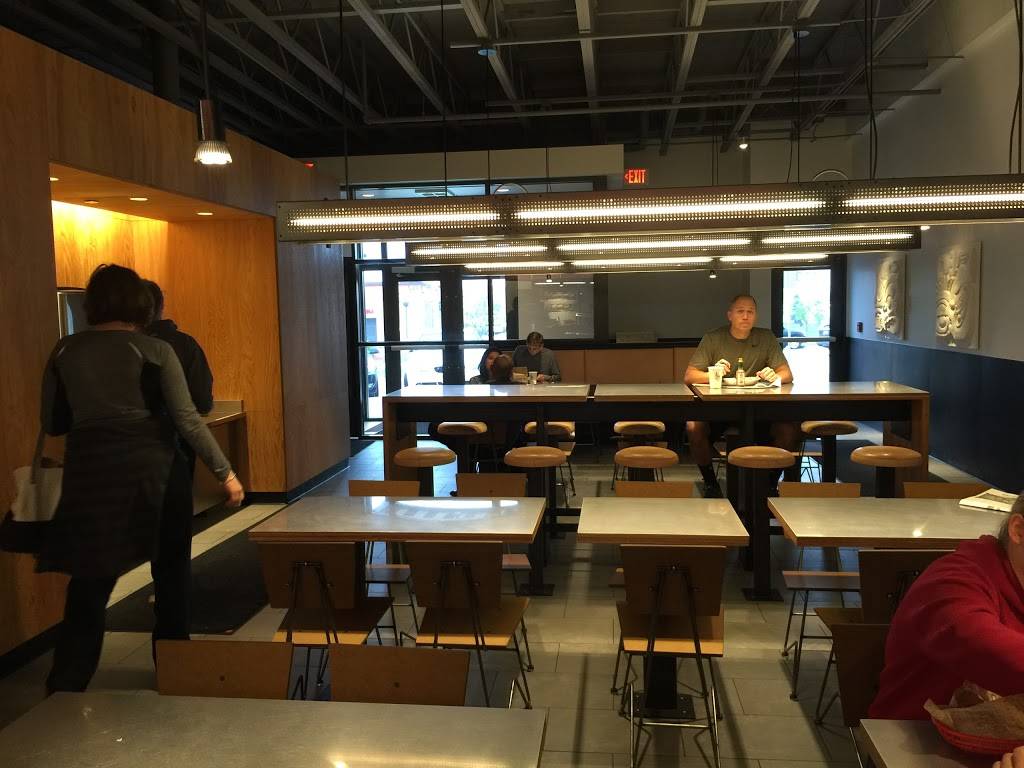 Chipotle Mexican Grill | restaurant | 490 S 68th St #110, West Des Moines, IA 50266, USA | 5152268527 OR +1 515-226-8527