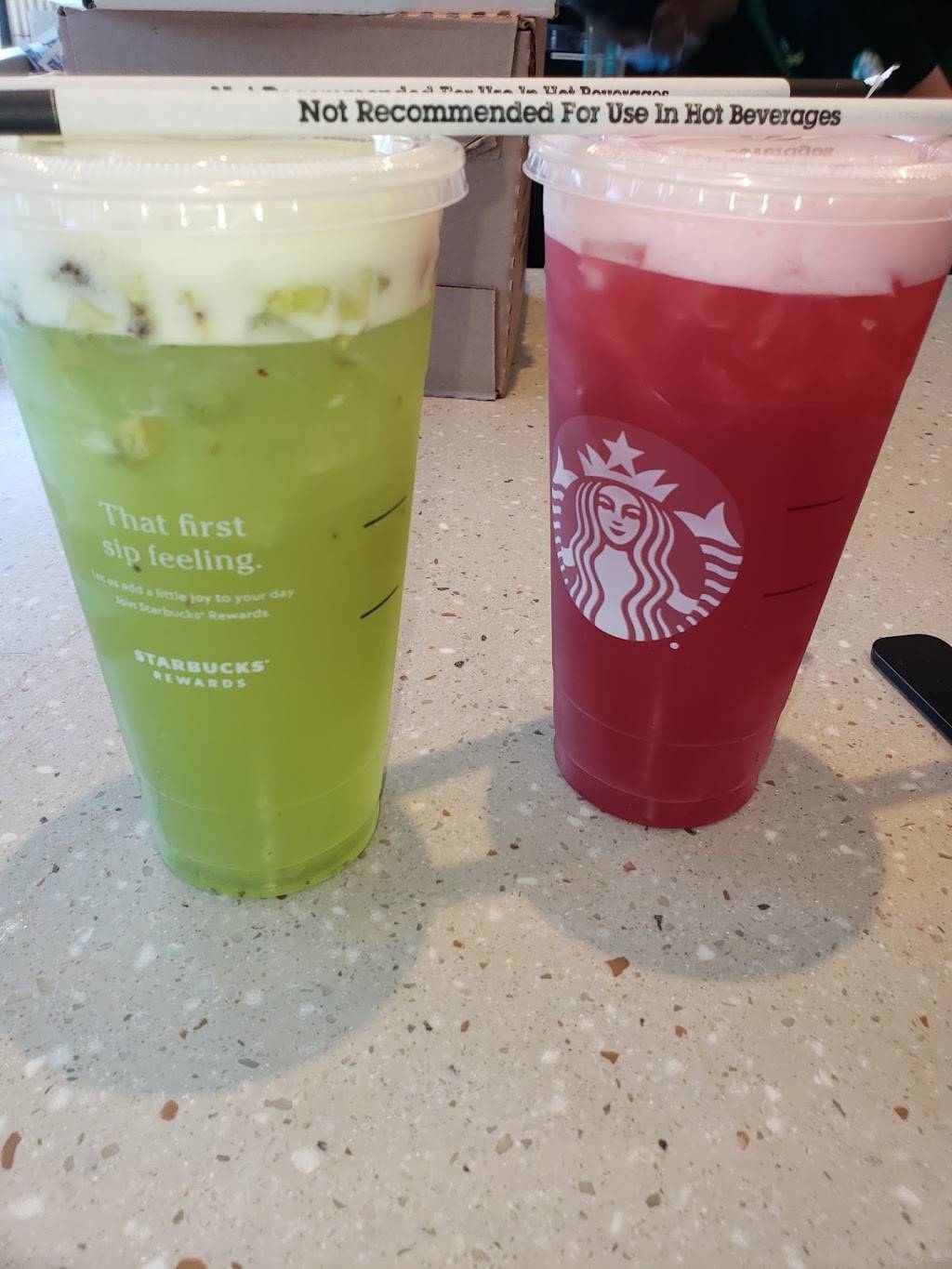 Starbucks | cafe | 6768 W 95th St, Oak Lawn, IL 60453, USA | 7084308903 OR +1 708-430-8903