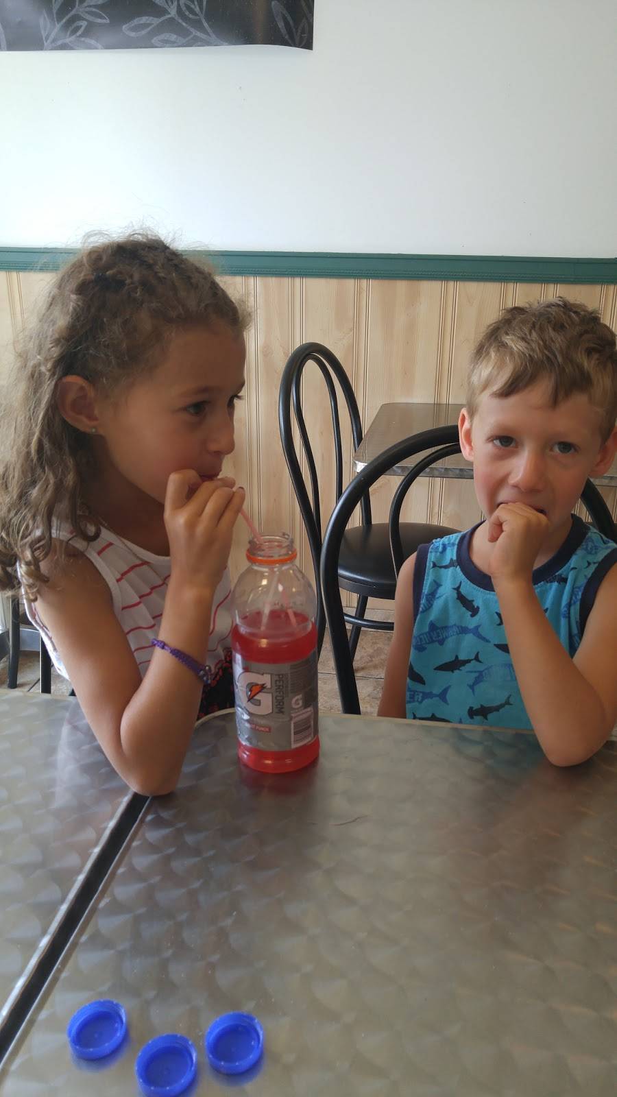 Restaurant Chez T-Yvon Patates | restaurant | 596 Rue Principale, Saint-Amable, QC J0L 1N0, Canada | 4506490381 OR +1 450-649-0381