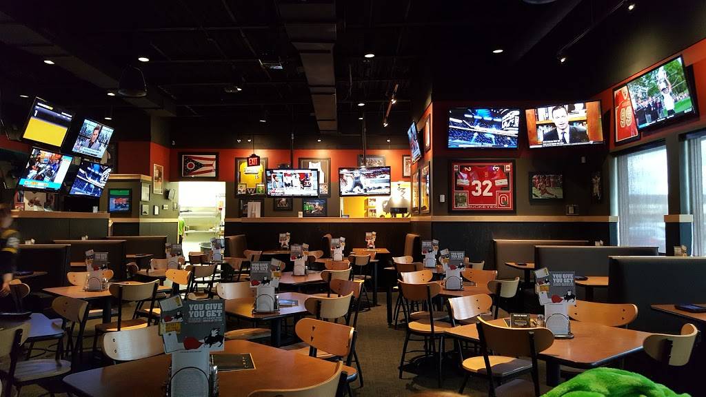 Buffalo Wild Wings | restaurant | 4122 Burbank Rd, Wooster, OH 44691, USA | 3302642299 OR +1 330-264-2299