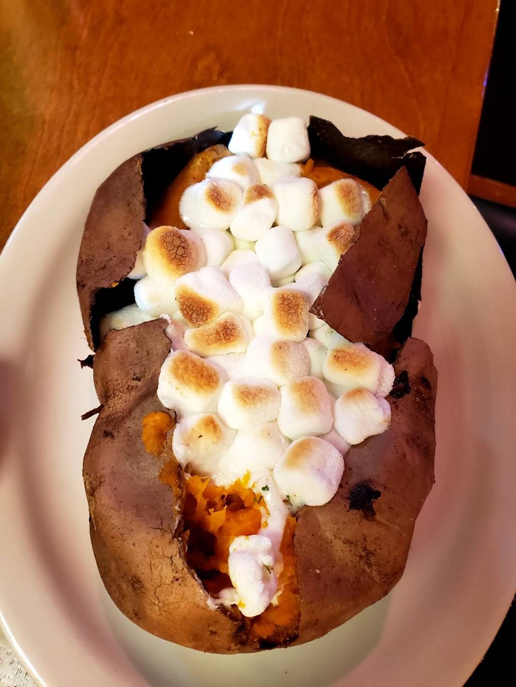 Texas Roadhouse | restaurant | 1380 E Craig Rd, North Las Vegas, NV 89081, USA | 7026641522 OR +1 702-664-1522