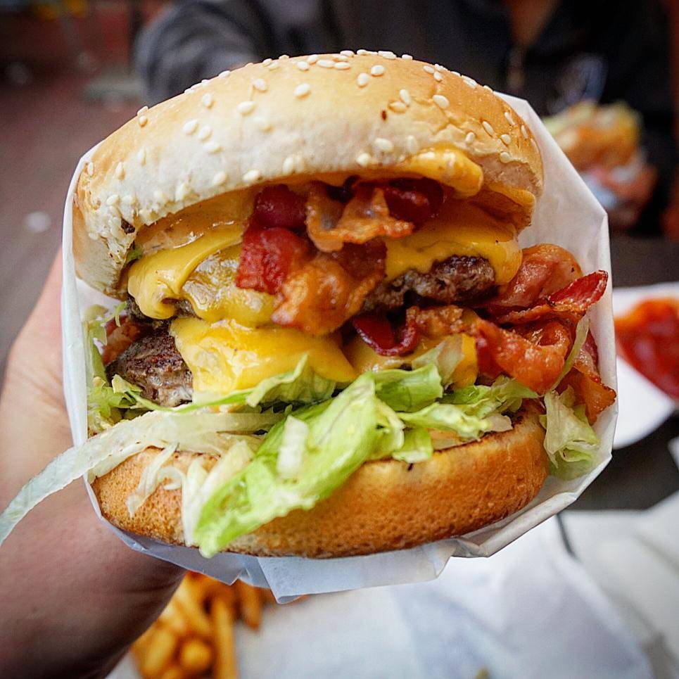 MVPs Grill & Patio | restaurant | 2742 E 4th St, Long Beach, CA 90814, USA | 5624390809 OR +1 562-439-0809