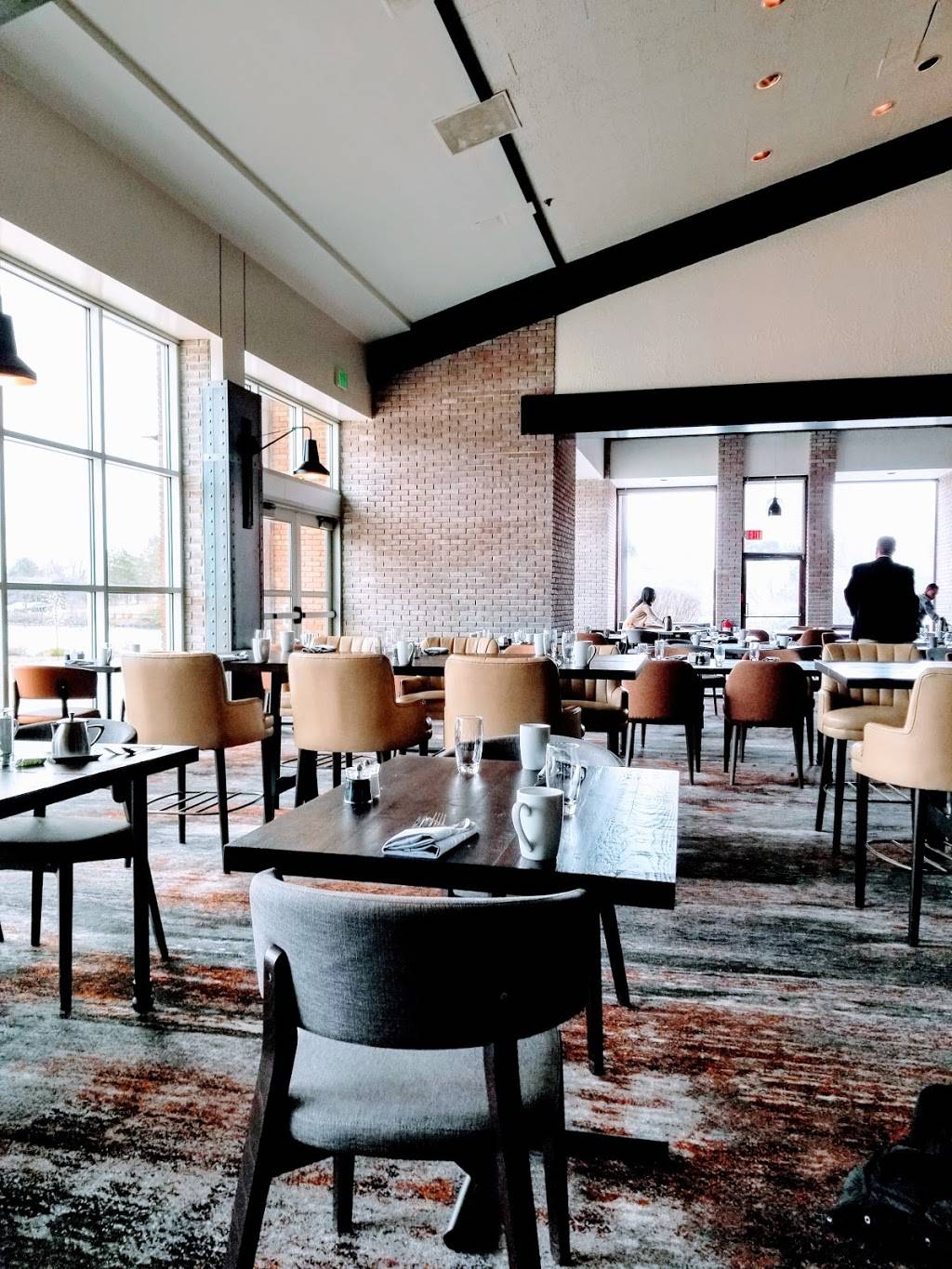 Wrights Brew & Bistro | restaurant | 10 Marriott Dr, Lincolnshire, IL 60069, USA | 8476340100 OR +1 847-634-0100