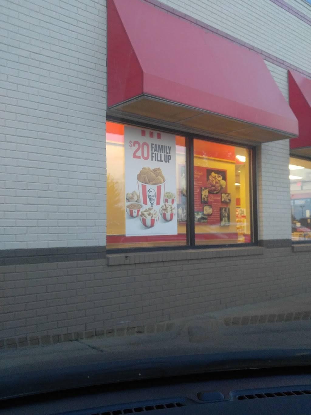 KFC | restaurant | 1913 Cobbs Ford Rd, Prattville, AL 36066, USA | 3343614088 OR +1 334-361-4088