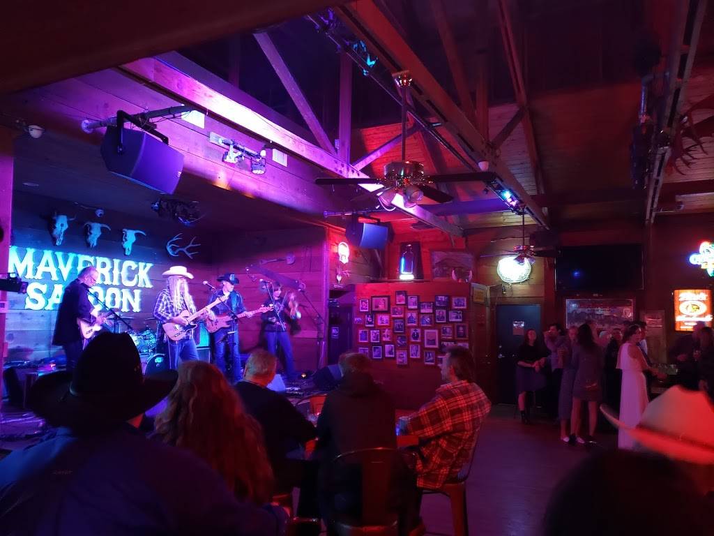 Maverick Saloon | restaurant | 3687 Sagunto St, Santa Ynez, CA 93460, USA | 8056864785 OR +1 805-686-4785