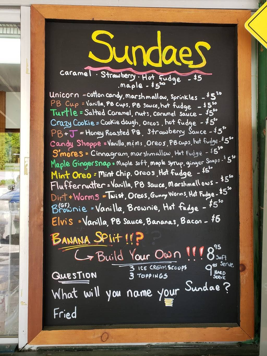 Villagers Ice Cream Restaurant | restaurant | 4261 VT-106, Perkinsville, VT 05151, USA | 8022635677 OR +1 802-263-5677