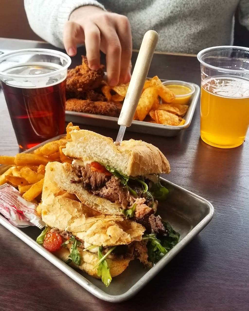 Loflin Yard | restaurant | 7 W Carolina Ave, Memphis, TN 38103, USA | 9012901140 OR +1 901-290-1140