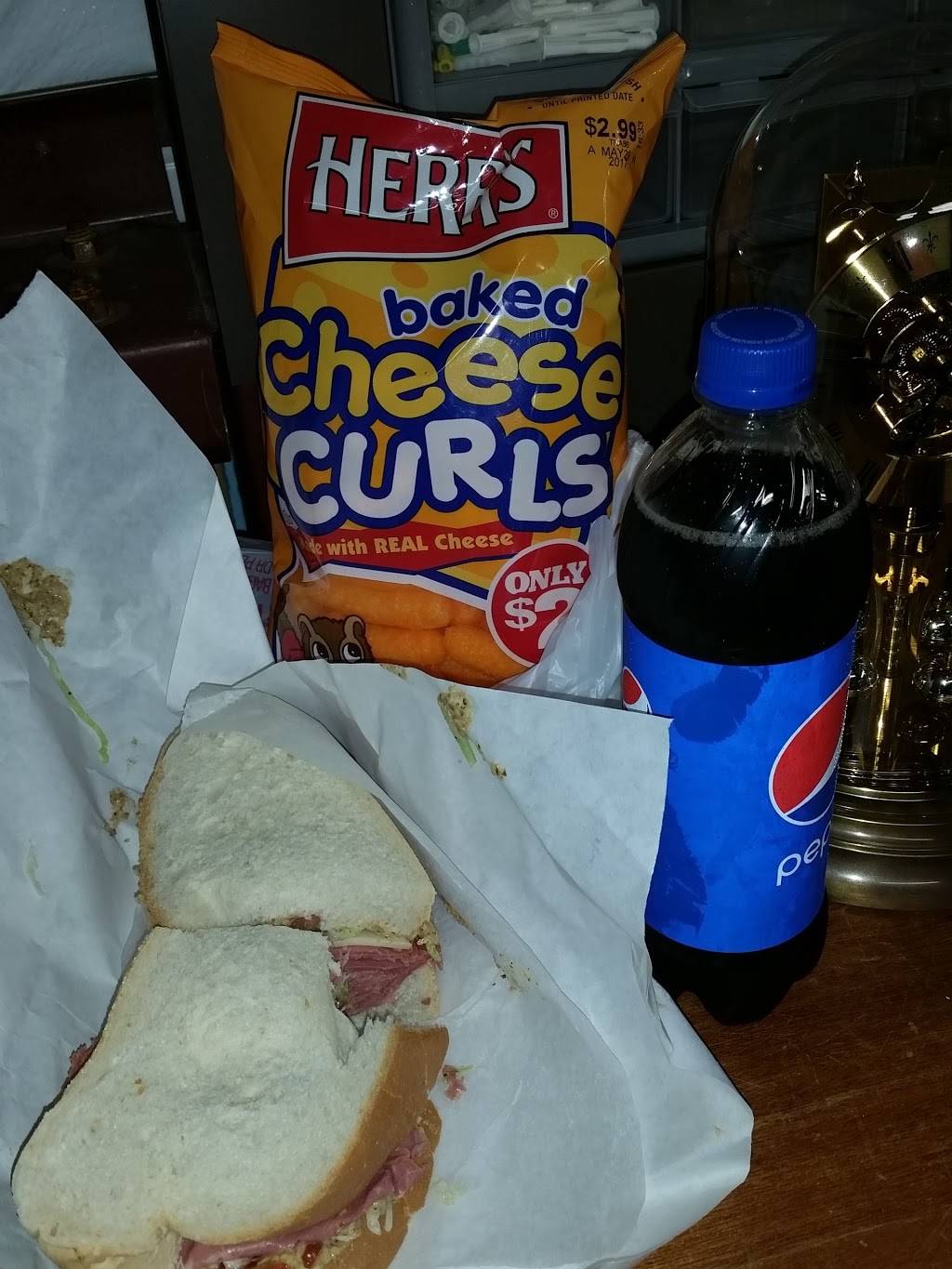 J&M Export Deli | restaurant | 5827 Washington Ave, Export, PA 15632, USA | 7247333680 OR +1 724-733-3680