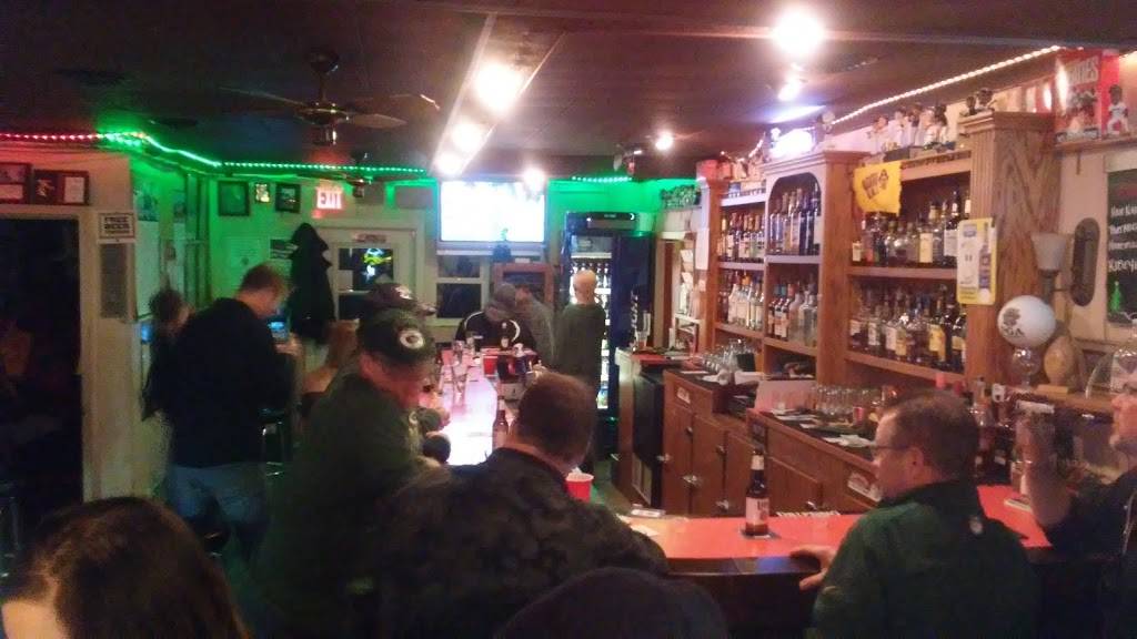 Lonzs Tannery Club | meal takeaway | 4317 Tannery Rd, Two Rivers, WI 54241, USA | 9207934544 OR +1 920-793-4544