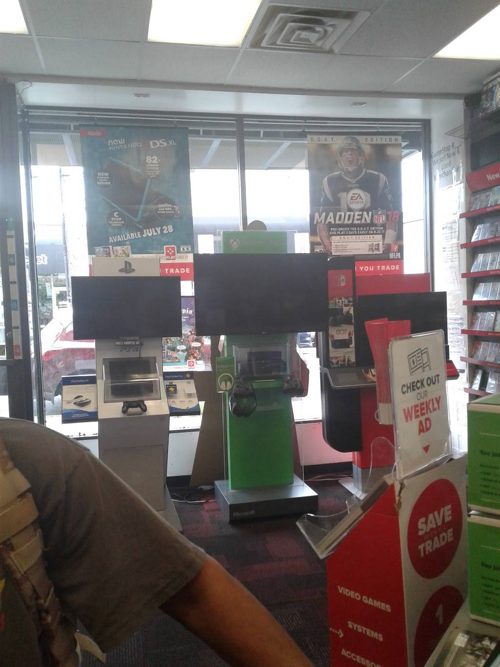 Bebe Fritay | restaurant | 1464 Rockaway Pkwy, Brooklyn, NY 11236, USA | 7185133655 OR +1 718-513-3655